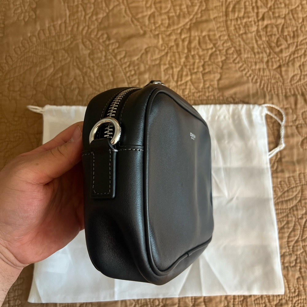 Coach Radio Bag - Used once - Picture 5 of 9